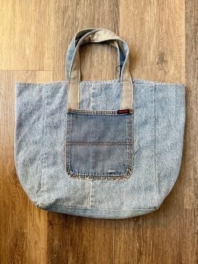 Wolverine Light Blue Denim Tote with Front Pocket and Tan Handles